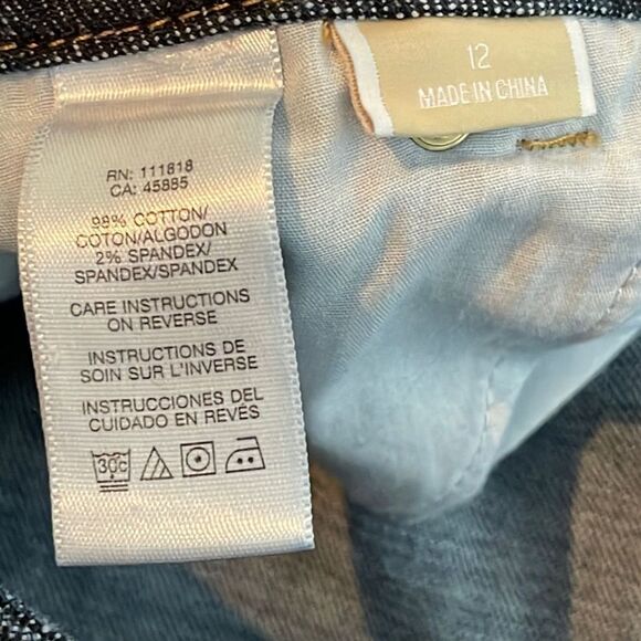 Michael Kors Dark Wash Women’s Jeans size 12 Gold buckle back pocket - Picture 7 of 7